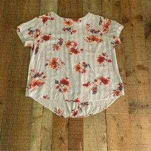 Red by BKE womens blue and white striped short sleeve top with Fred flowers -L